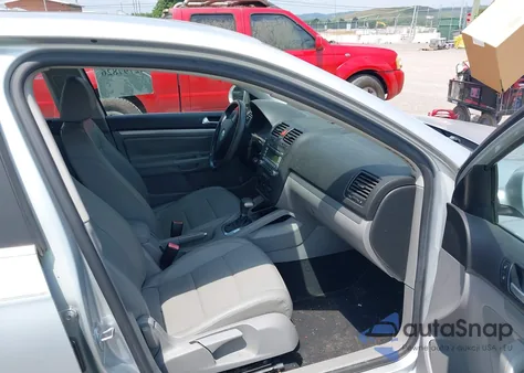 2008 Volkswagen Jetta Se/Sel from USA, damaged, VIN 3VWRM71K38M018213